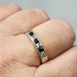 Sterling Silver Ring Size 7.75 Clear Black Alternating Square Stones 925